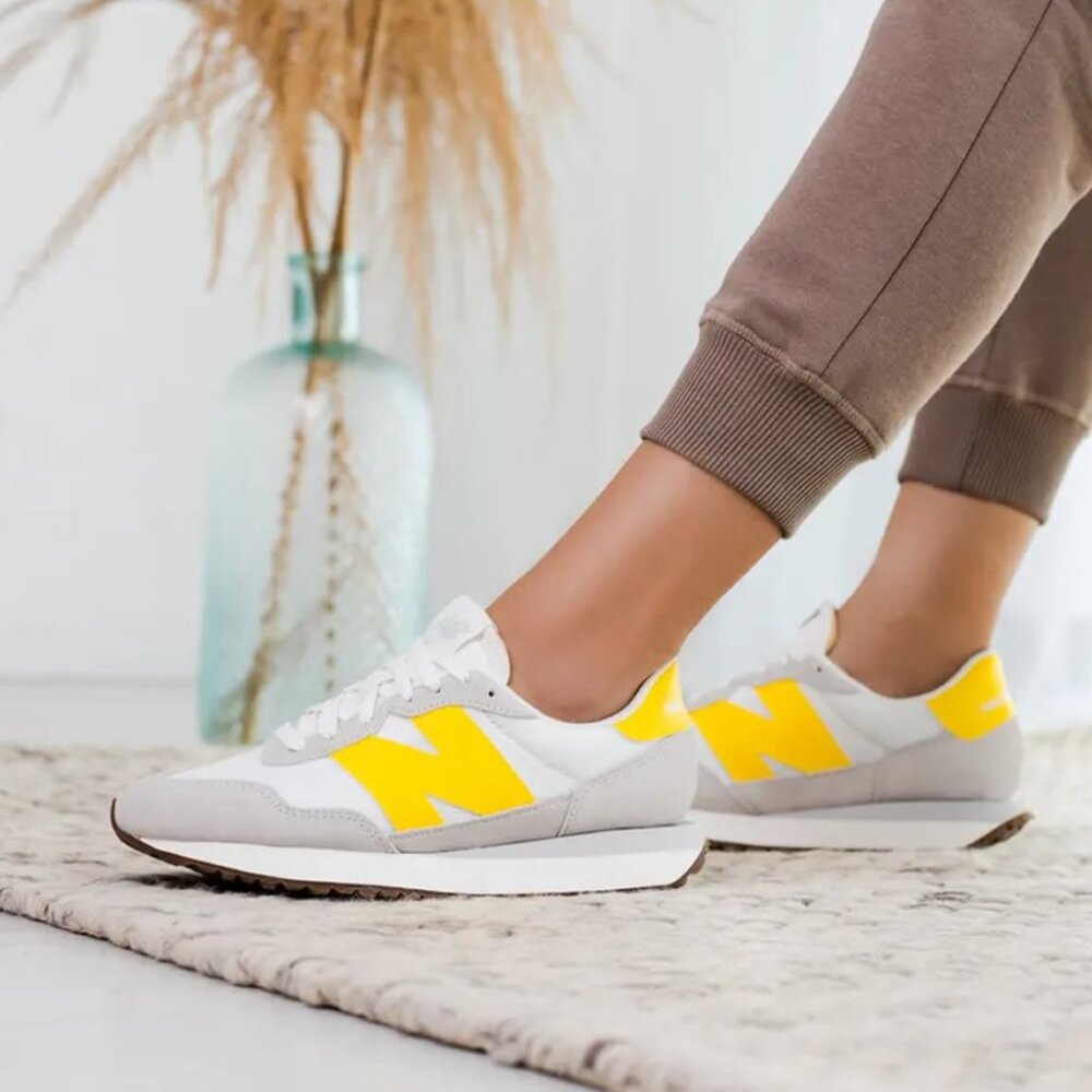 Brand new "New Balance" Women's 237 Sneakers Size 8